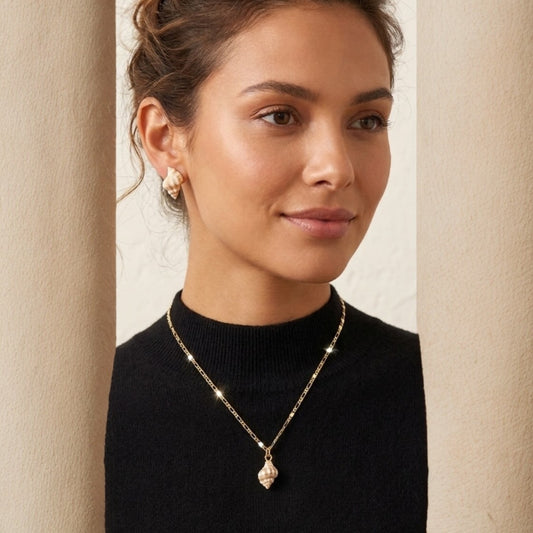 Dainty Conch Shell Necklace & Post Earrings