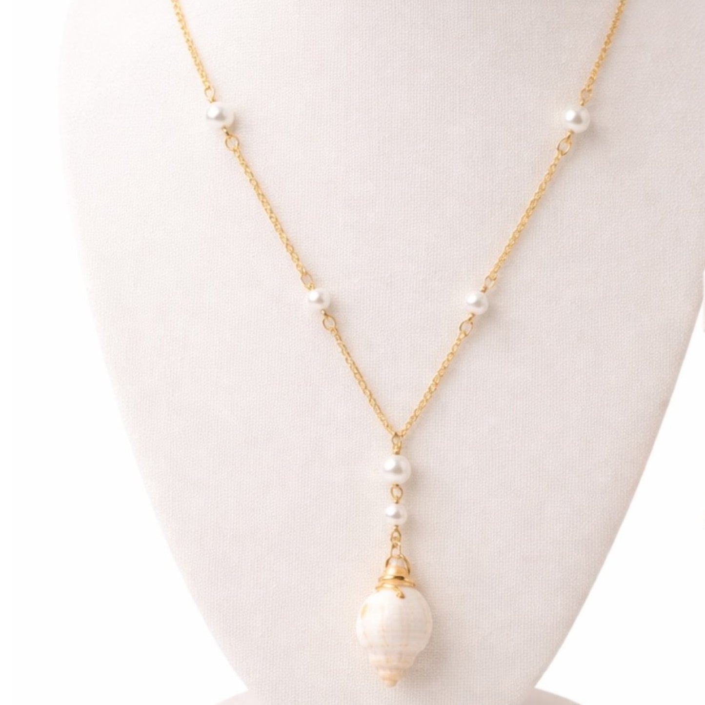 Conch Shell & Pearl Shell Jewelry Set